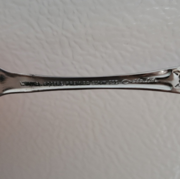 WM A Rogers Premier Stainless Demitasse Spoons (set of 9) - Picture 2 of 4